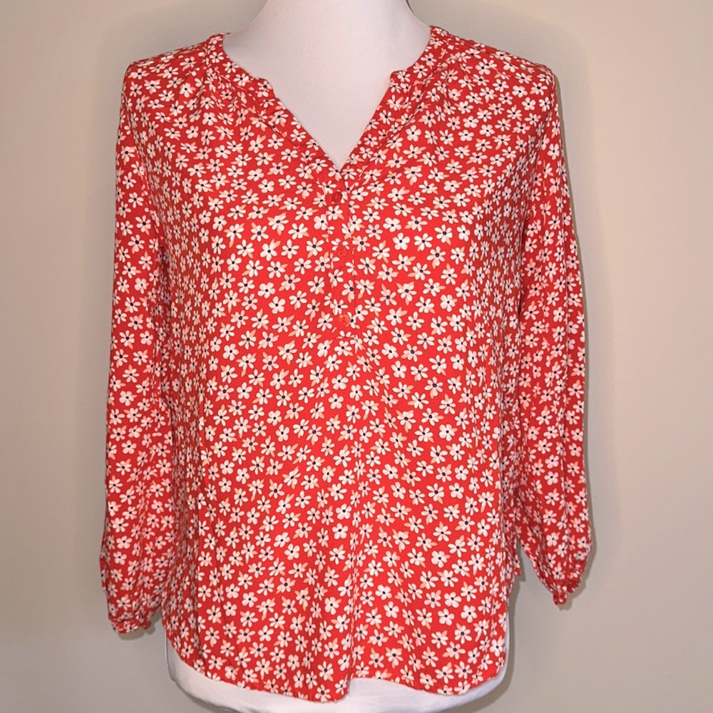 Old Navy floral top size XS